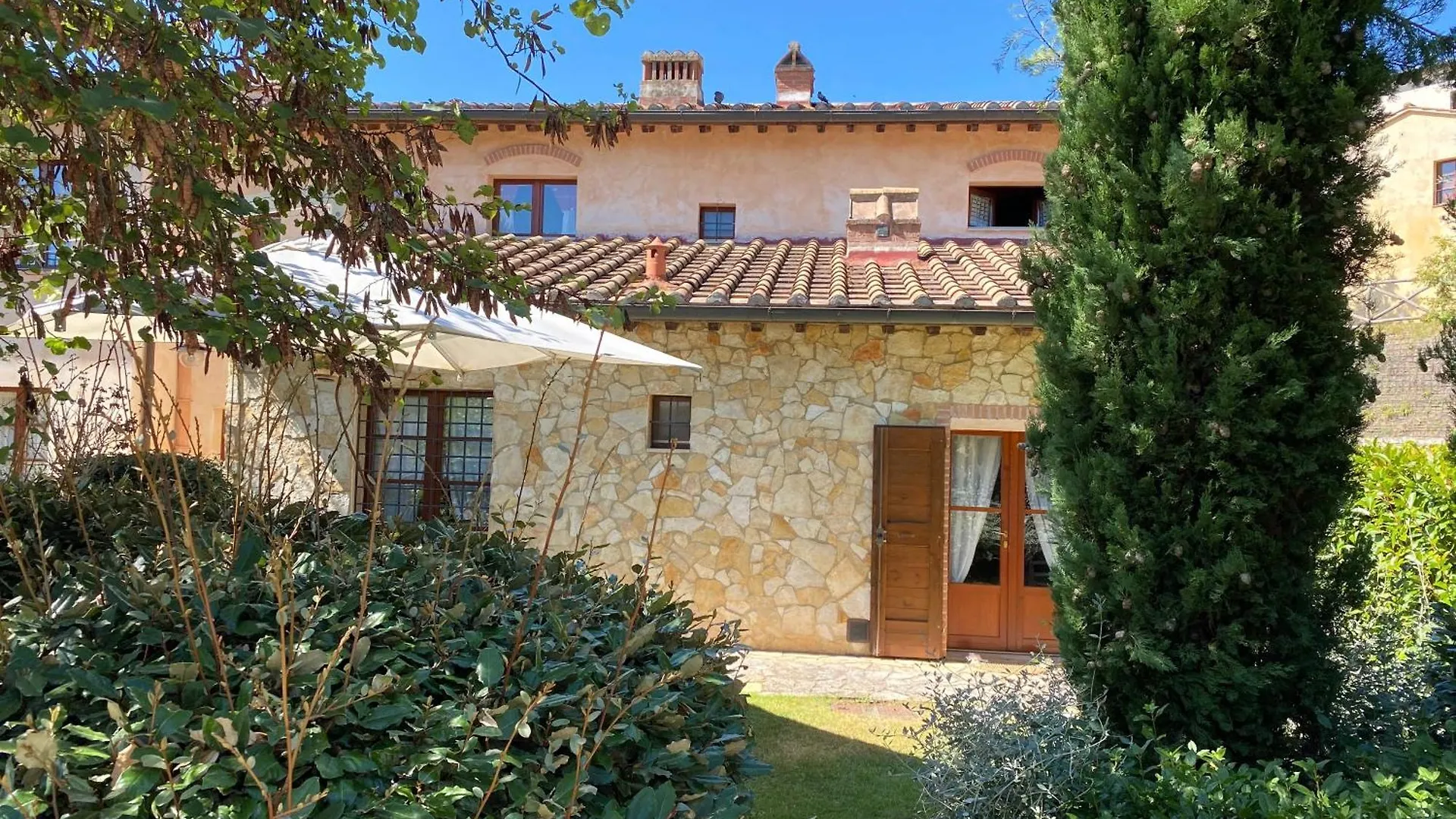 Feriehus Vicino A San Gimignano, Relax Tra Piscina E Natura, Fast Internet Starlink Gambassi Terme Italien
